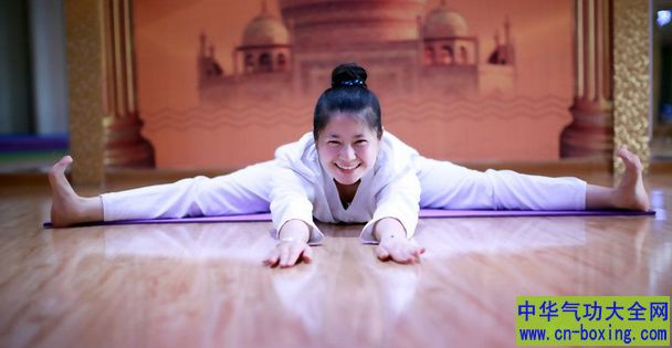 瑜伽体式停留在你的当下