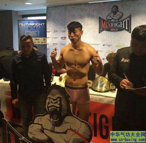 �������������ֽ���：����ʢ�����  ӭ���µĿ�ʼ