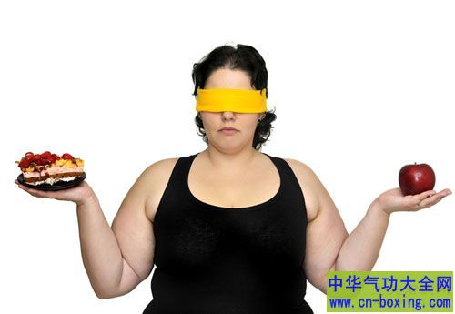 妹子们请注意 盲目节食所带来的危害