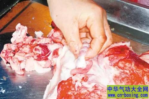 猪脖子的肉疙瘩